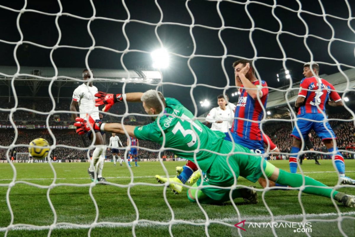 Liverpool kalahkan Crystal Palace 2-1