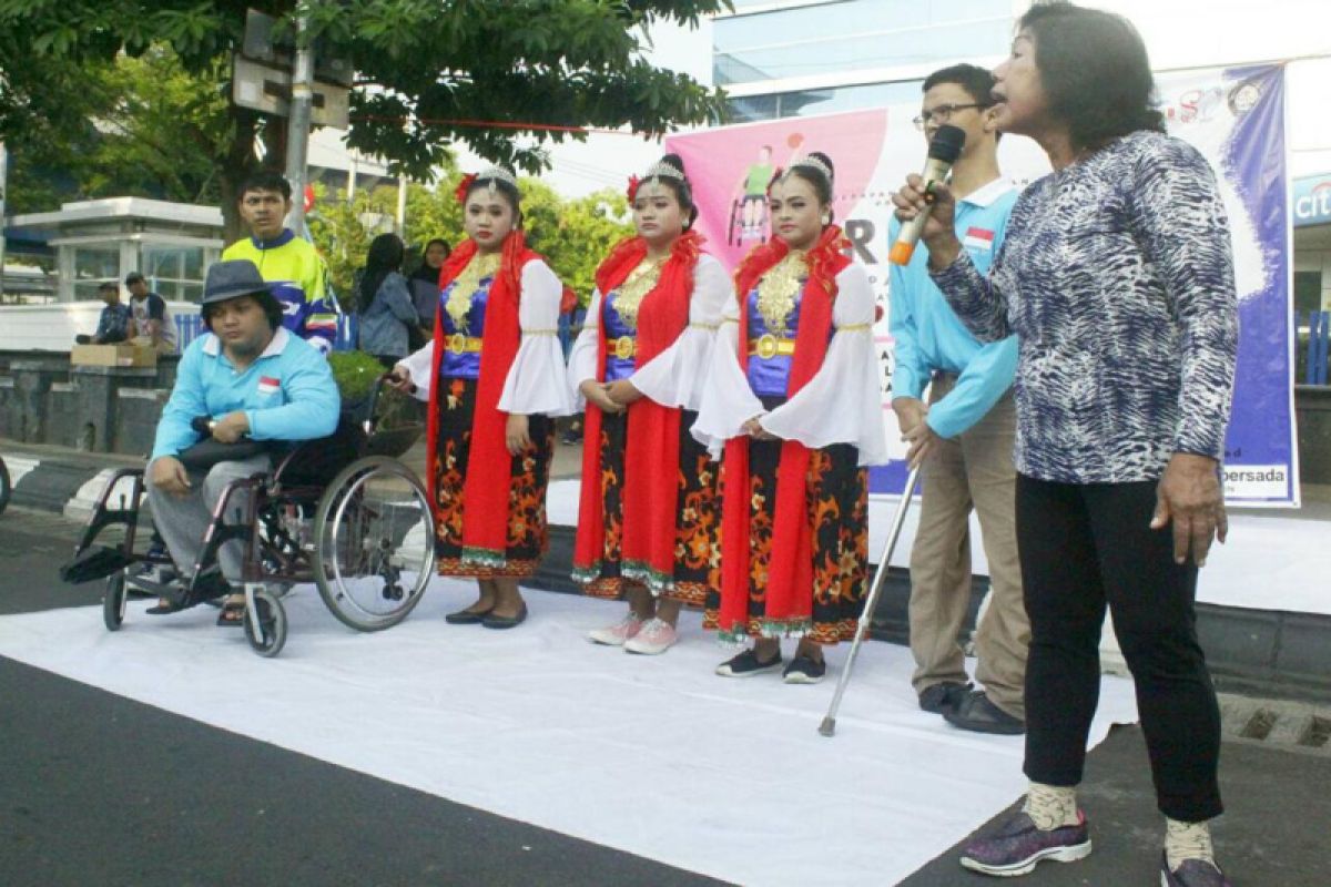 Mahasiswa Undip ajak ramah difabel