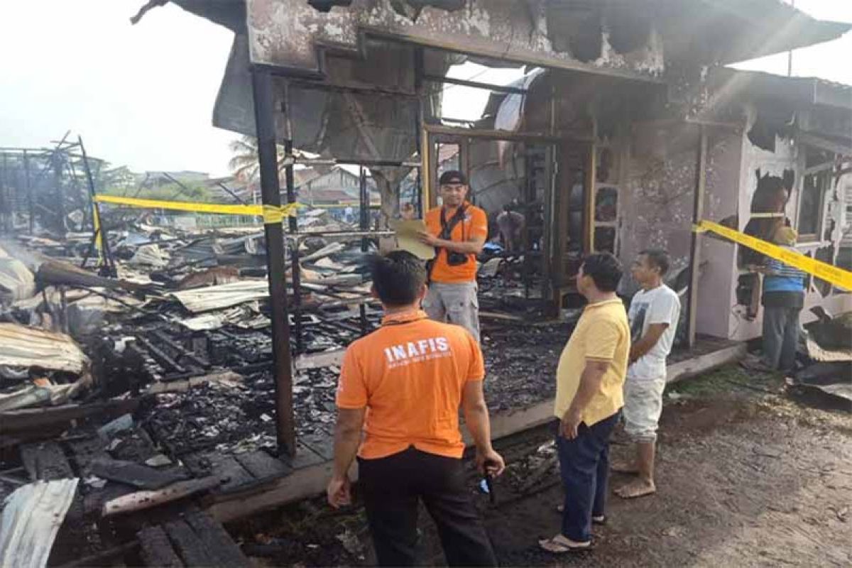 Kebakaran di gedung sekolah dan barak sempat timbulkan suara ledakan