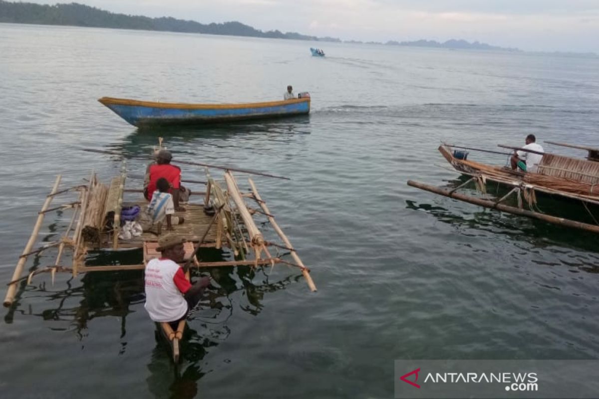 Perahu kajang atraksi wisata Raja Ampat, transportasi tradisional Misool