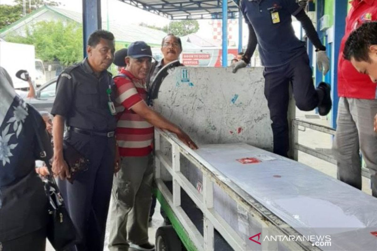 Gubernur NTT dinilai putus asa tangani masalah pekerja migran