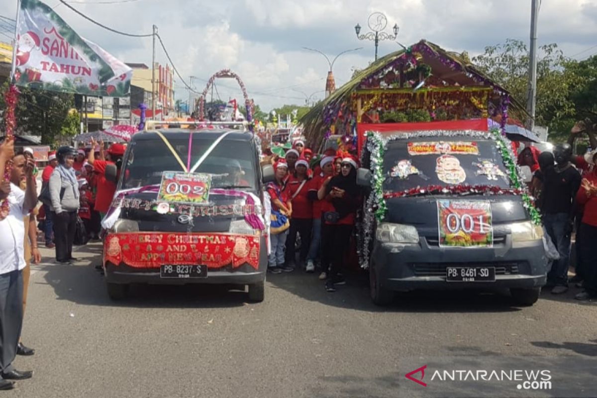 Ribuan warga kota Sorong gelar pawai damai menyambut Natal