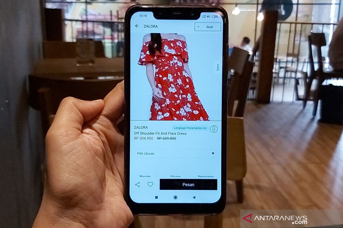 Zalora hadirkan fitur Follow mirip medsos