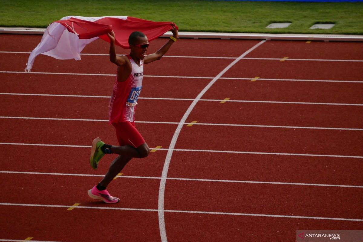 Pelari Agus Prayogo persembahkan emas pertama atletik untuk Indonesia