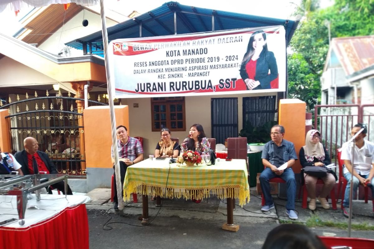 Legislator PSI Jurani Rurubua  serap aspirasi warga Kairagi