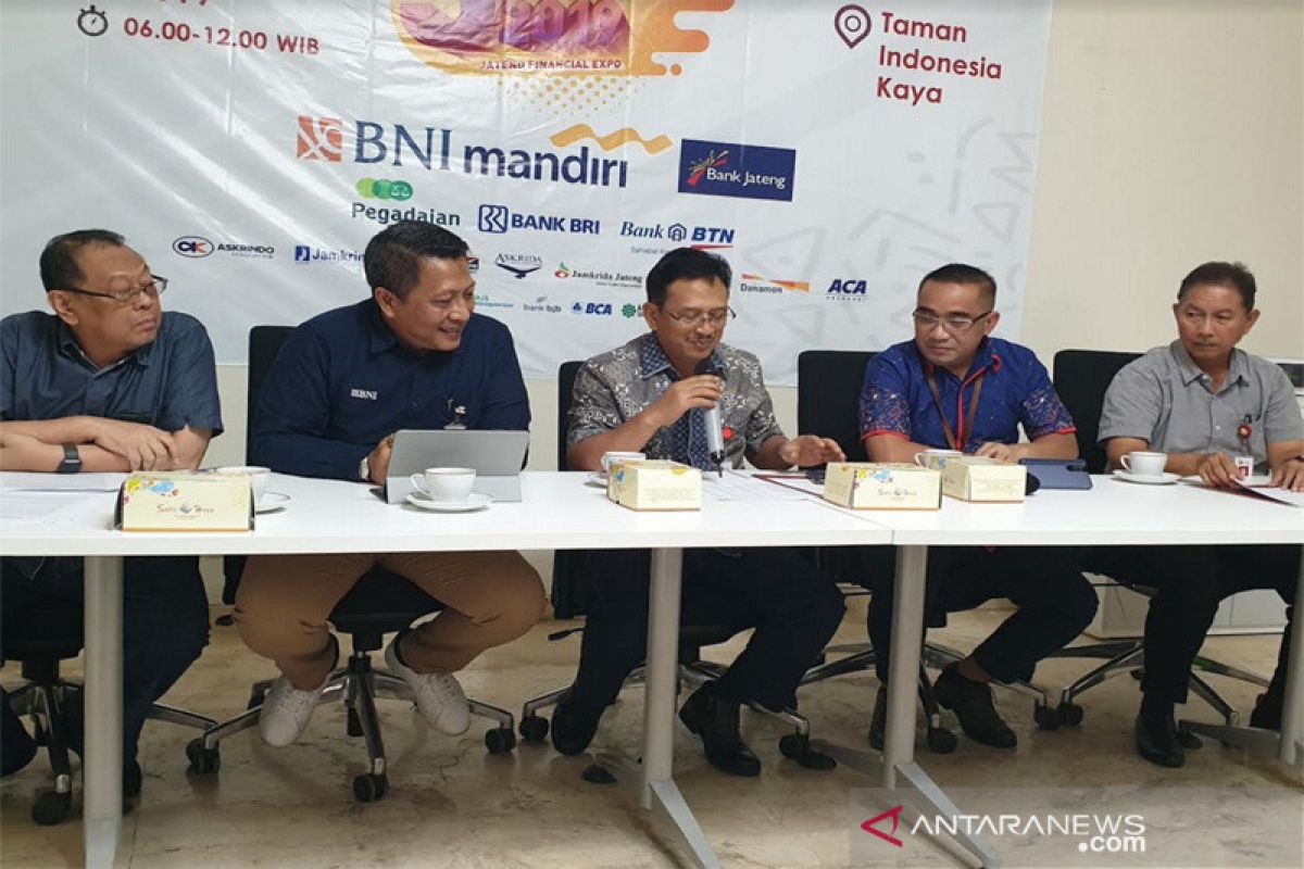 Forkom IJK kenalkan keuangan dengan Jateng Financial Expo