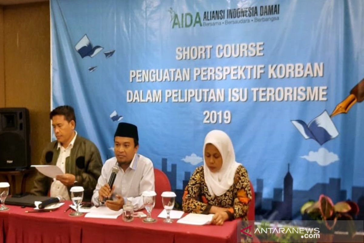 Aida kampanye perdamaian korban dan mantan napi terorisme