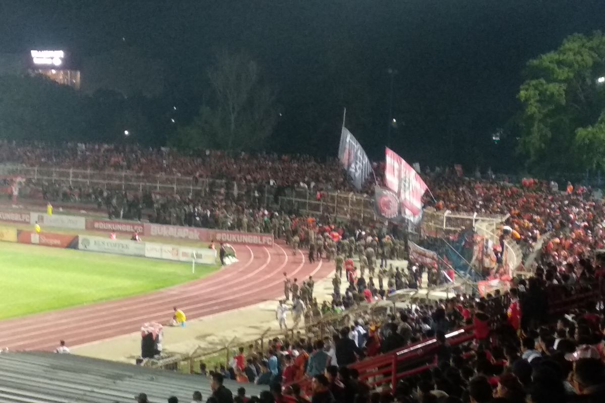 Kecewa perlakuan oknum panitia, wartawan boikot post match Perseru Badak Lampung-Persija