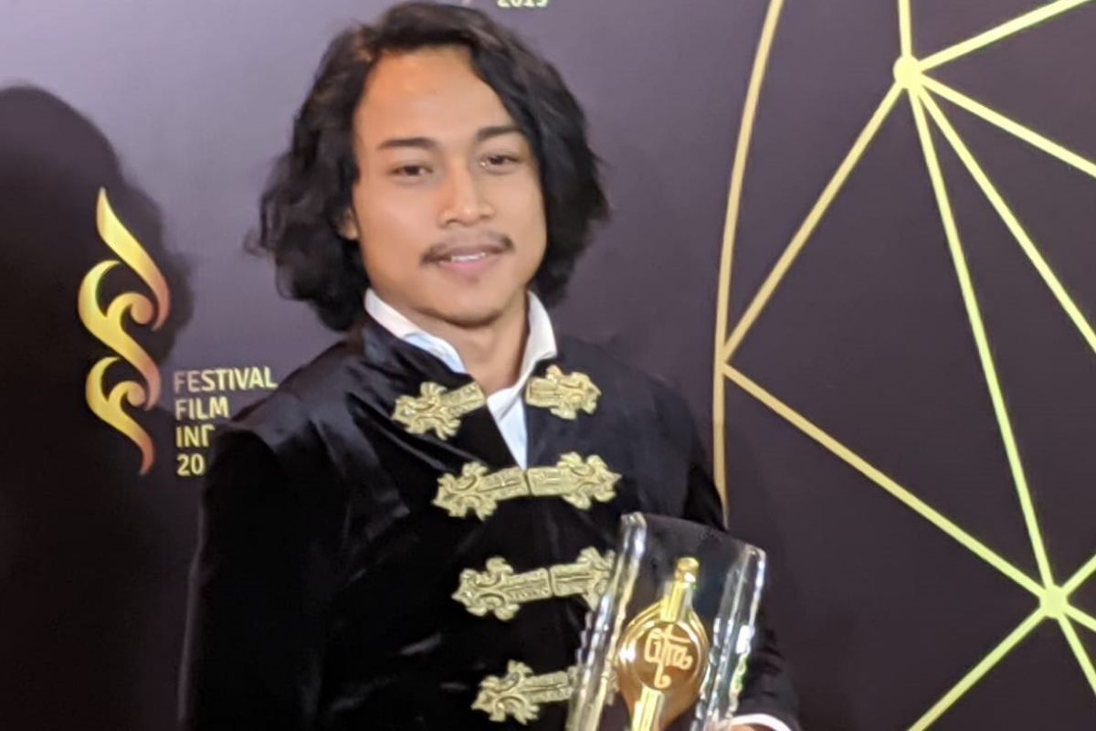 Aktor Terbaik FFI 2019 dedikasikan piala untuk idolanya Shahrukh Khan