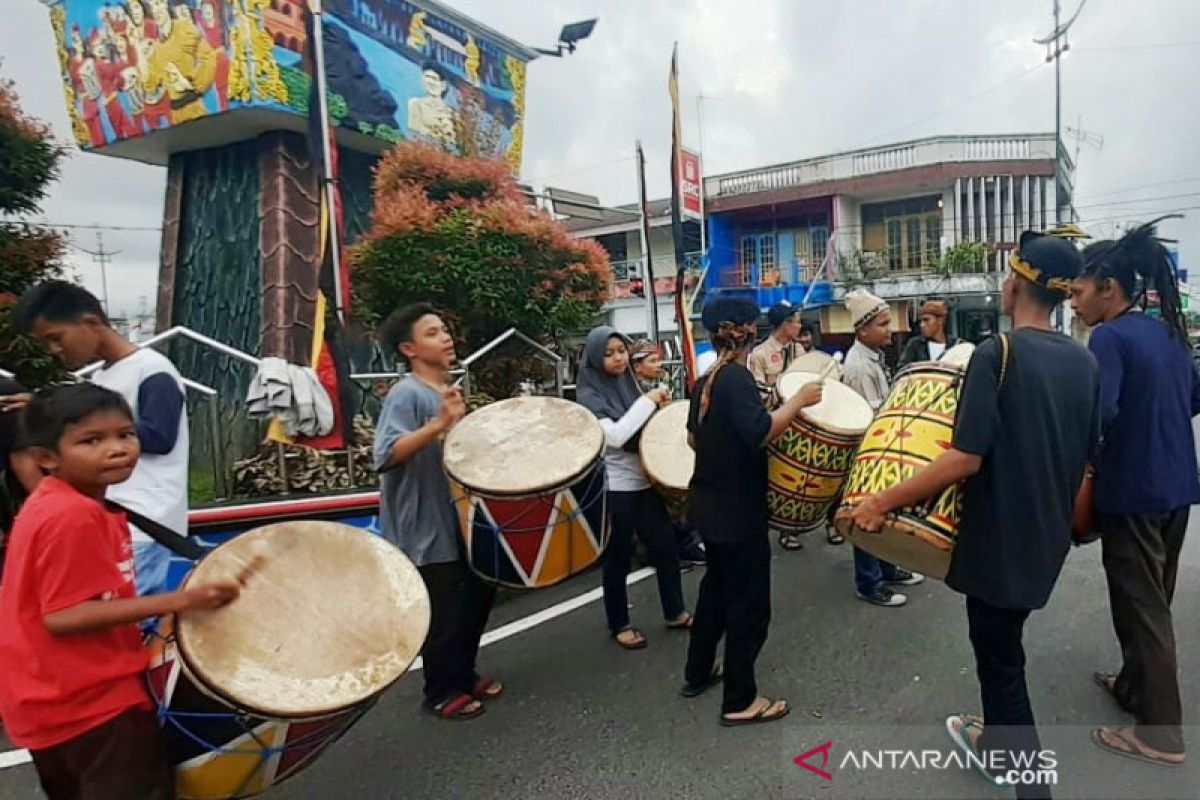 Peringatan Hari Nusantara, seniman Pariaman bakal "ngamen" massal