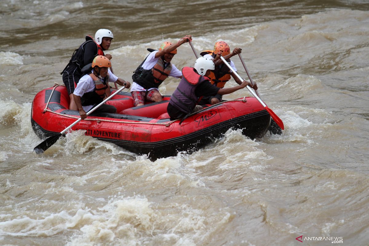 Disporapar Bengkayang Kalbar maksimalkan potensi destinasi wisata alam arung jeram