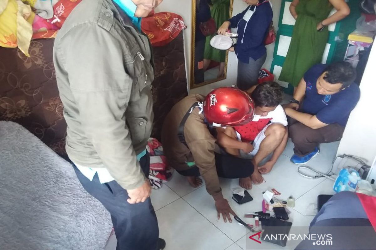 Tiga pemakai narkoba di Perumahan Pisma Batang diringkus