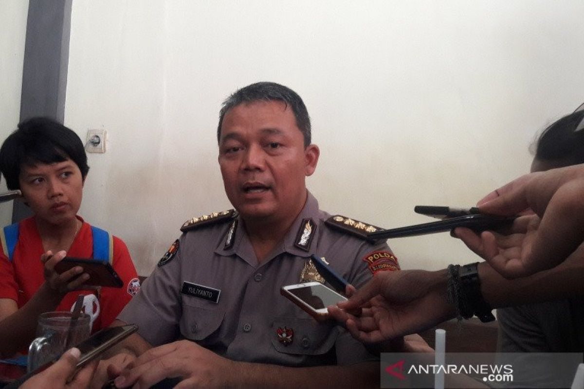 Rumah Ngadilah dilempari bom molotov orang tak dikenal