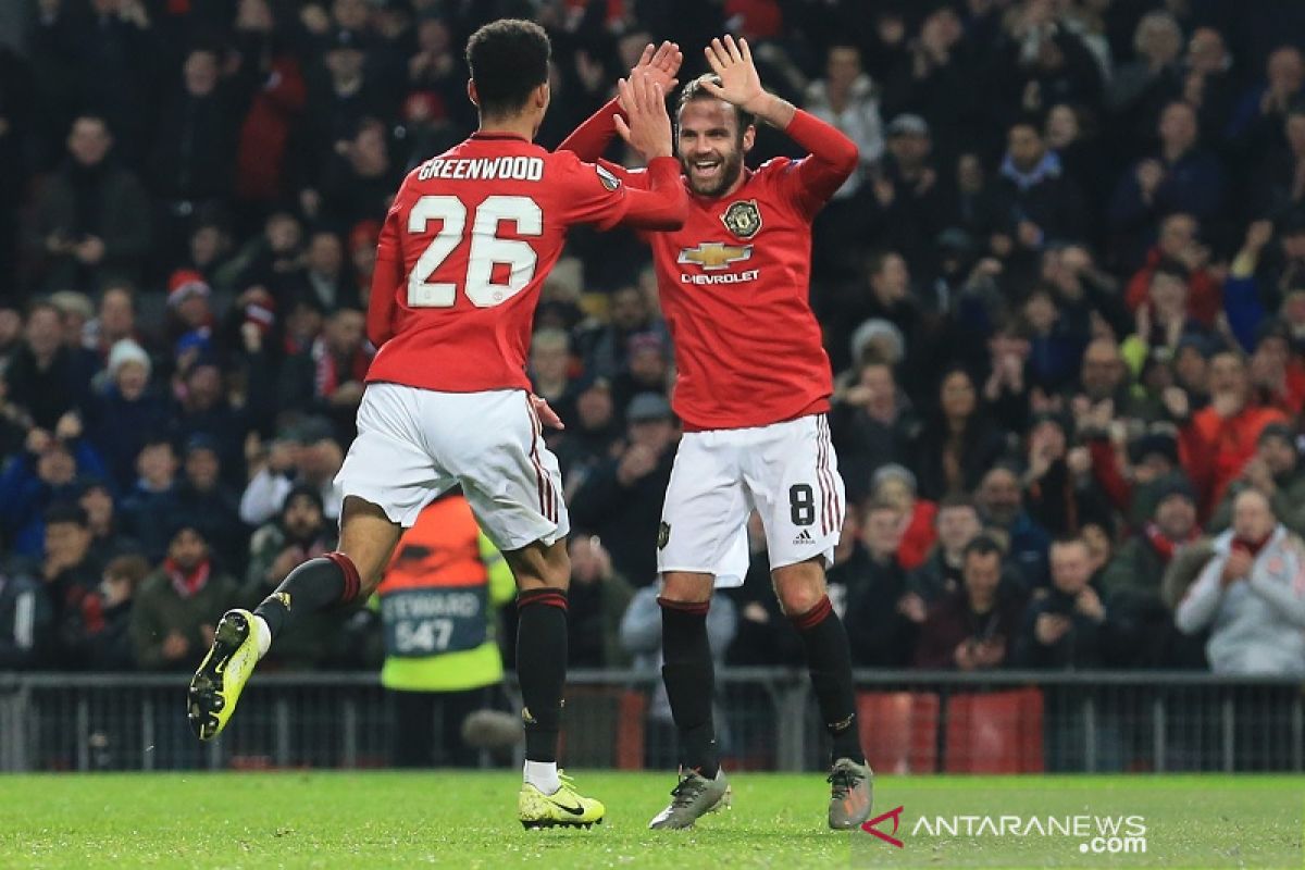 Bungkam AZ Alkmaar 4-0, Manchester United rajai Grup L