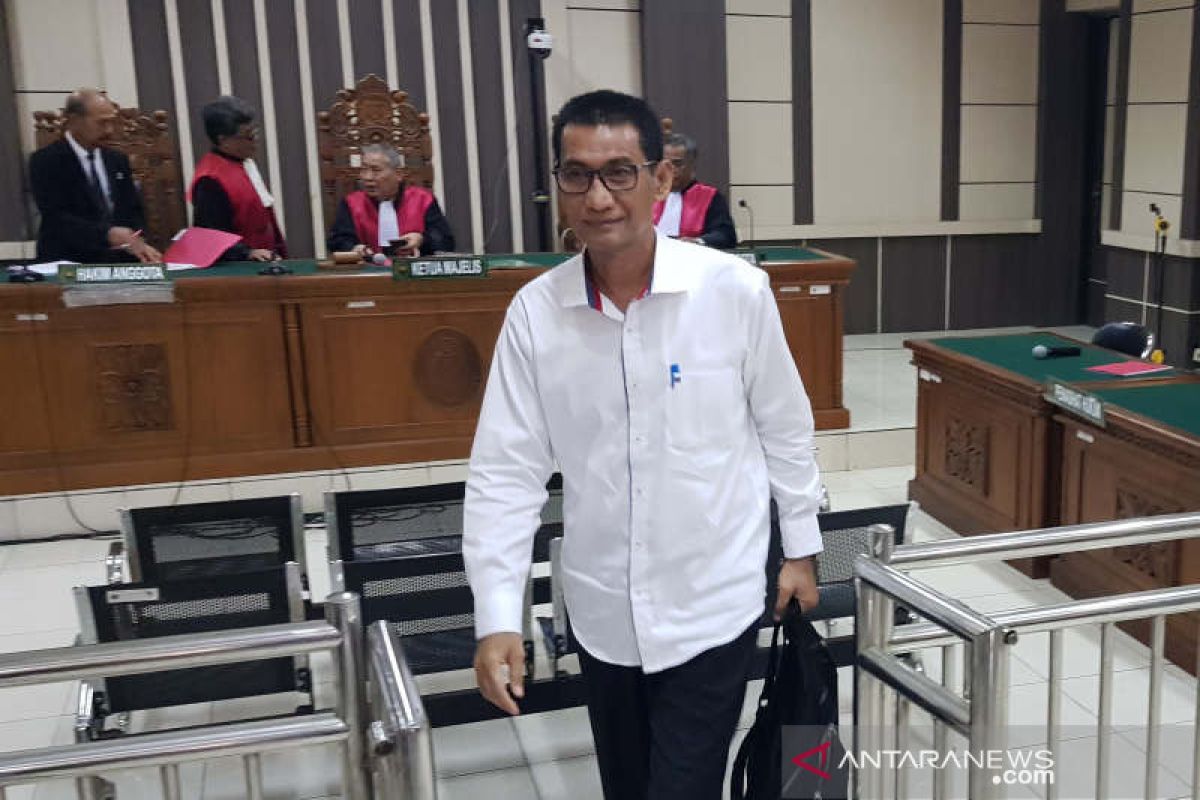 Bupati Tamzil sebut dakwaan jaksa KPK kurang bukti