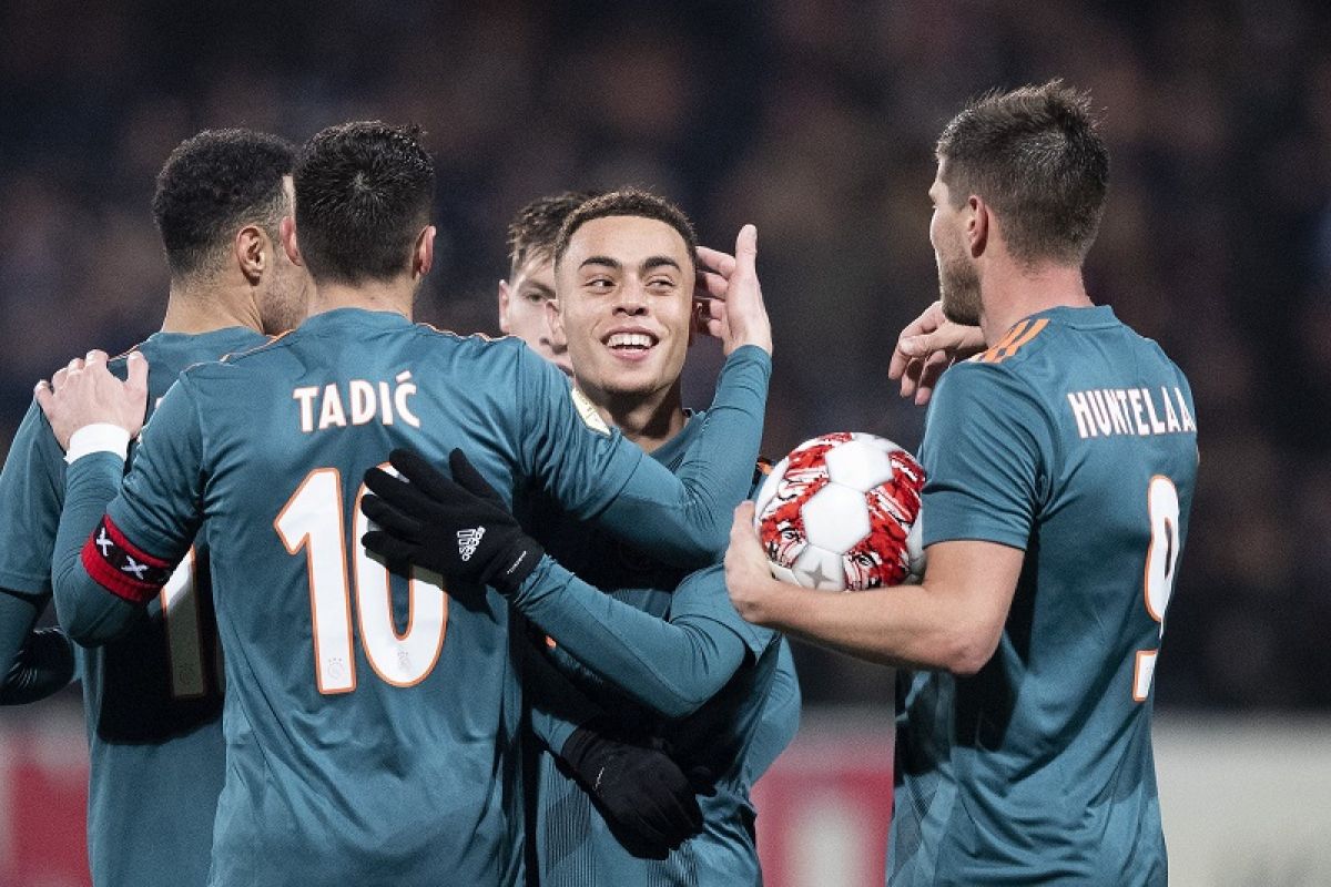 Ajax, AZ dan PSV lolos ke 16 besar Piala Belanda