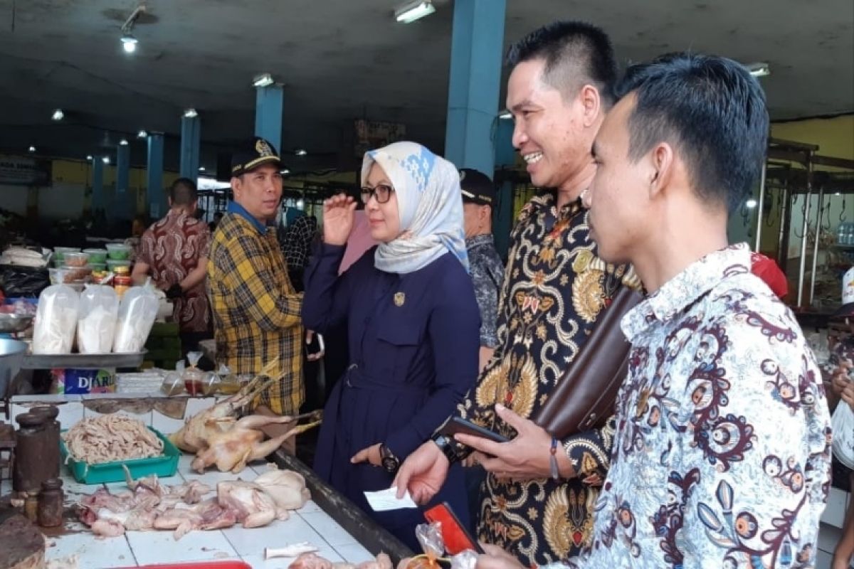 Legislator Kotim sidak pasar jelang Natal, ini hasilnya