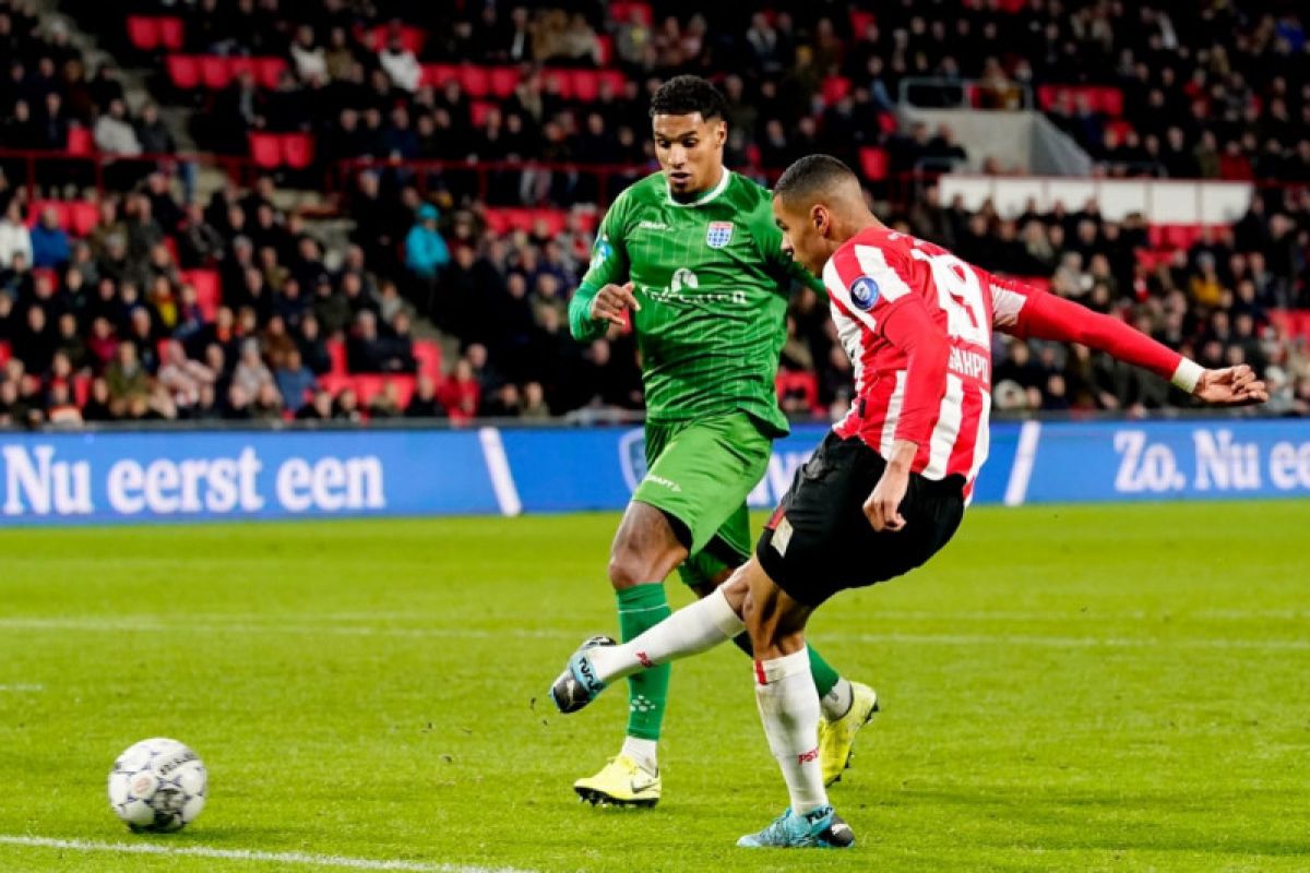 PSV bangkit dari ketertinggalan untuk melumat Zwolle 4-1