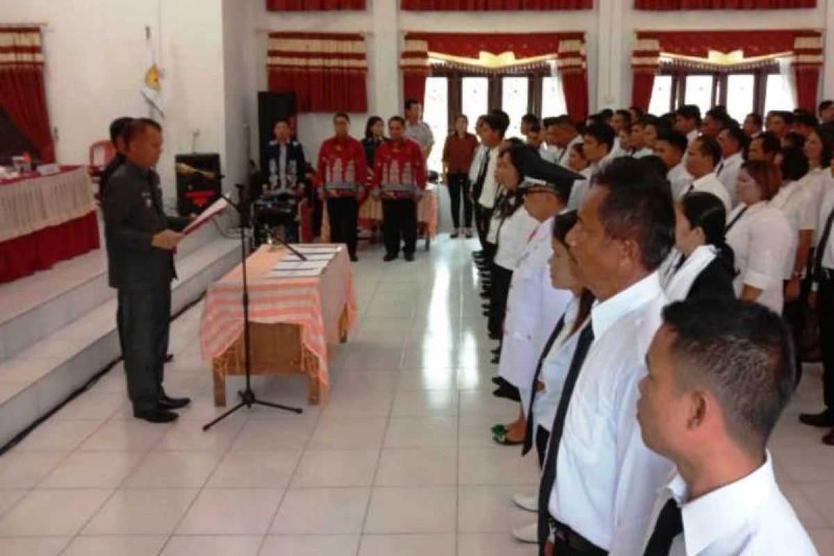 Seorang Kades di Gunung Mas diberhentikan