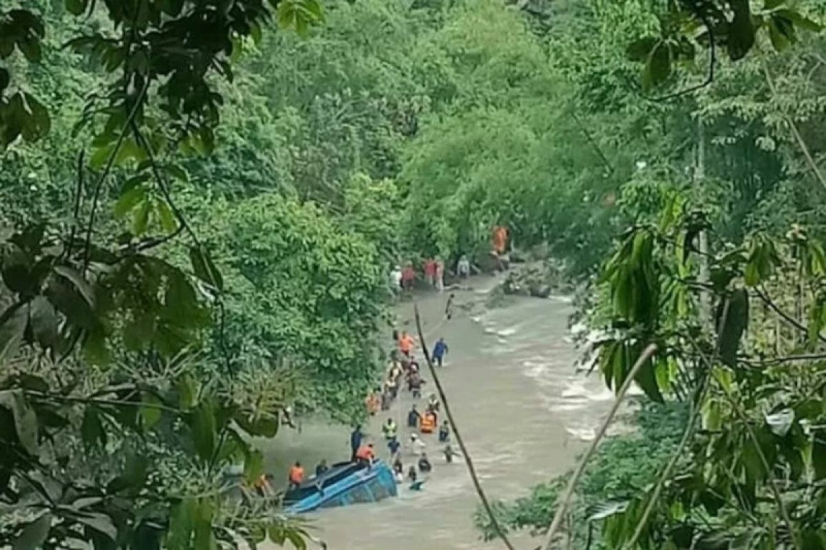 Usia bus maut di Palembang  20 tahun