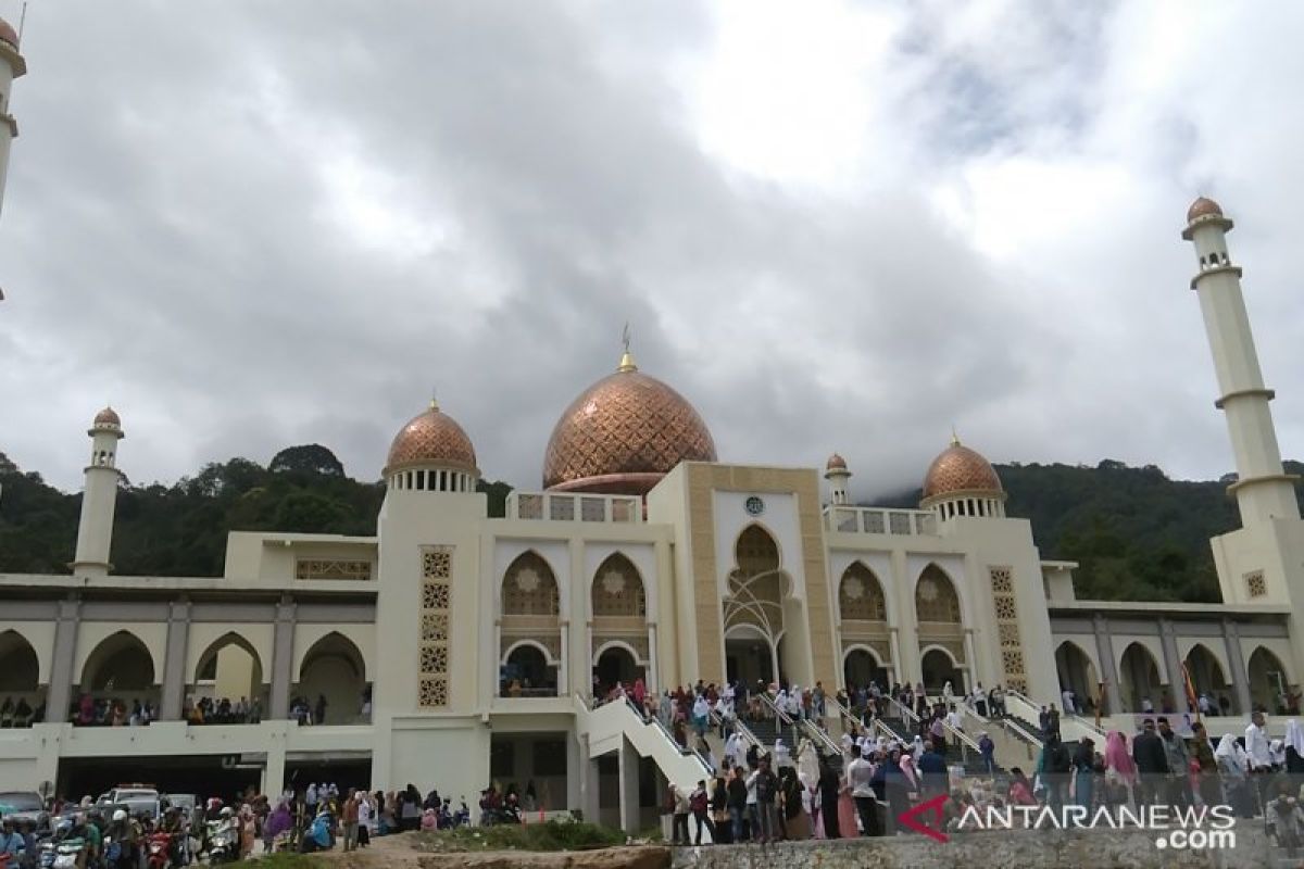 Ustad Abdul Somad muncul di Sumbar. Ini pernyataanya