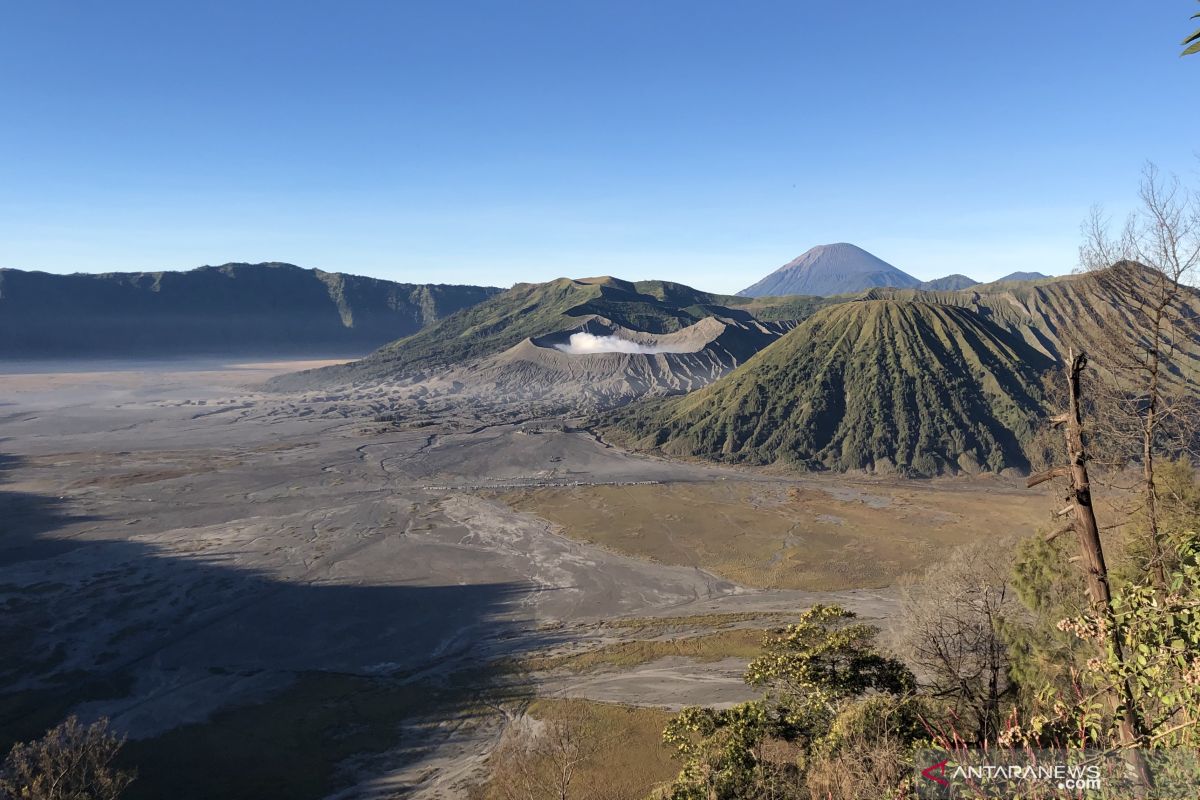 Bromo bebas kendaraan bermotor pada "Wulan Kepitu"