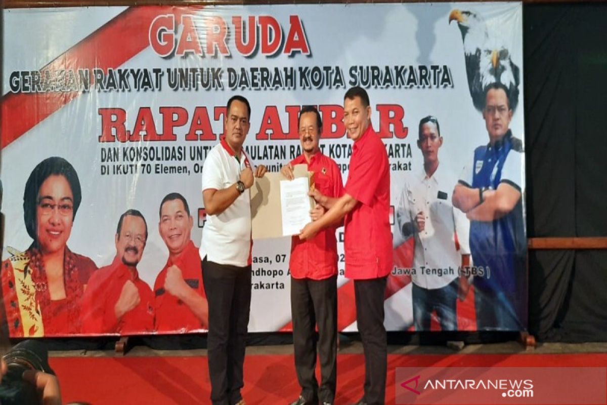 Pasangan Puguh hadiri rapat akbar sukarelawan Garuda di Solo