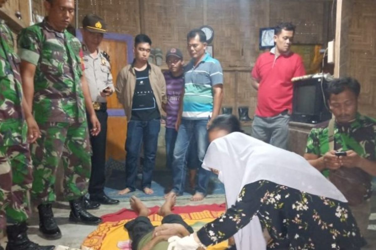 Sesak napas, seorang kakek di Langkat gantung diri