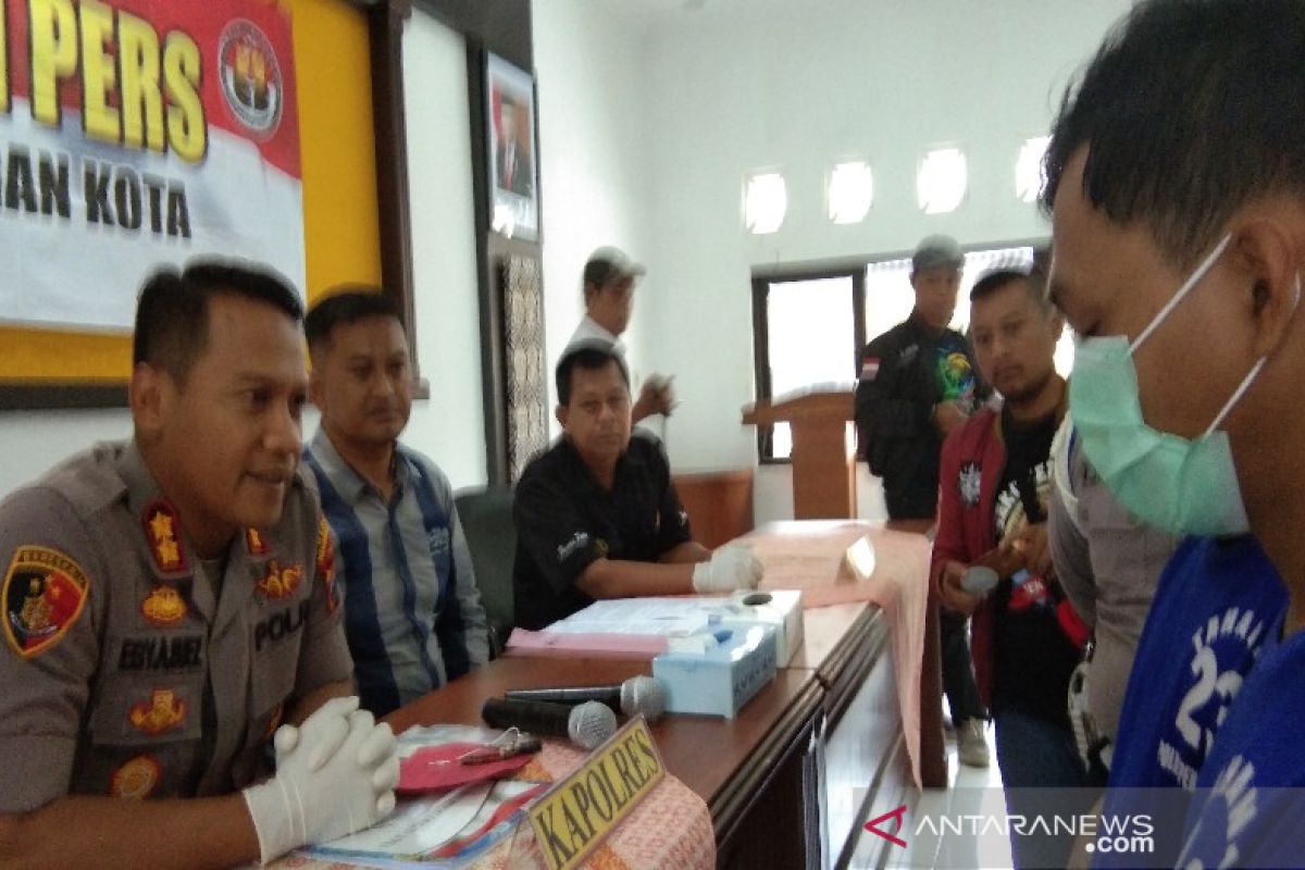 Dua pencuri telepon seluler di RSUD Kraton dibekuk polisi