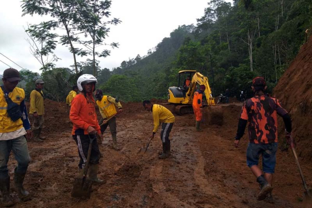 BMKG imbau warga Jateng  selatan tetap mewaspadai cuaca ekstrem