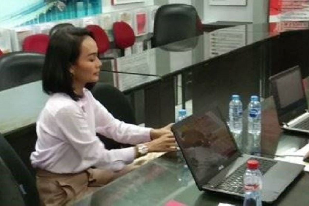 Eka Deli merupakan koordinator artis kasus investasi "MeMiles"