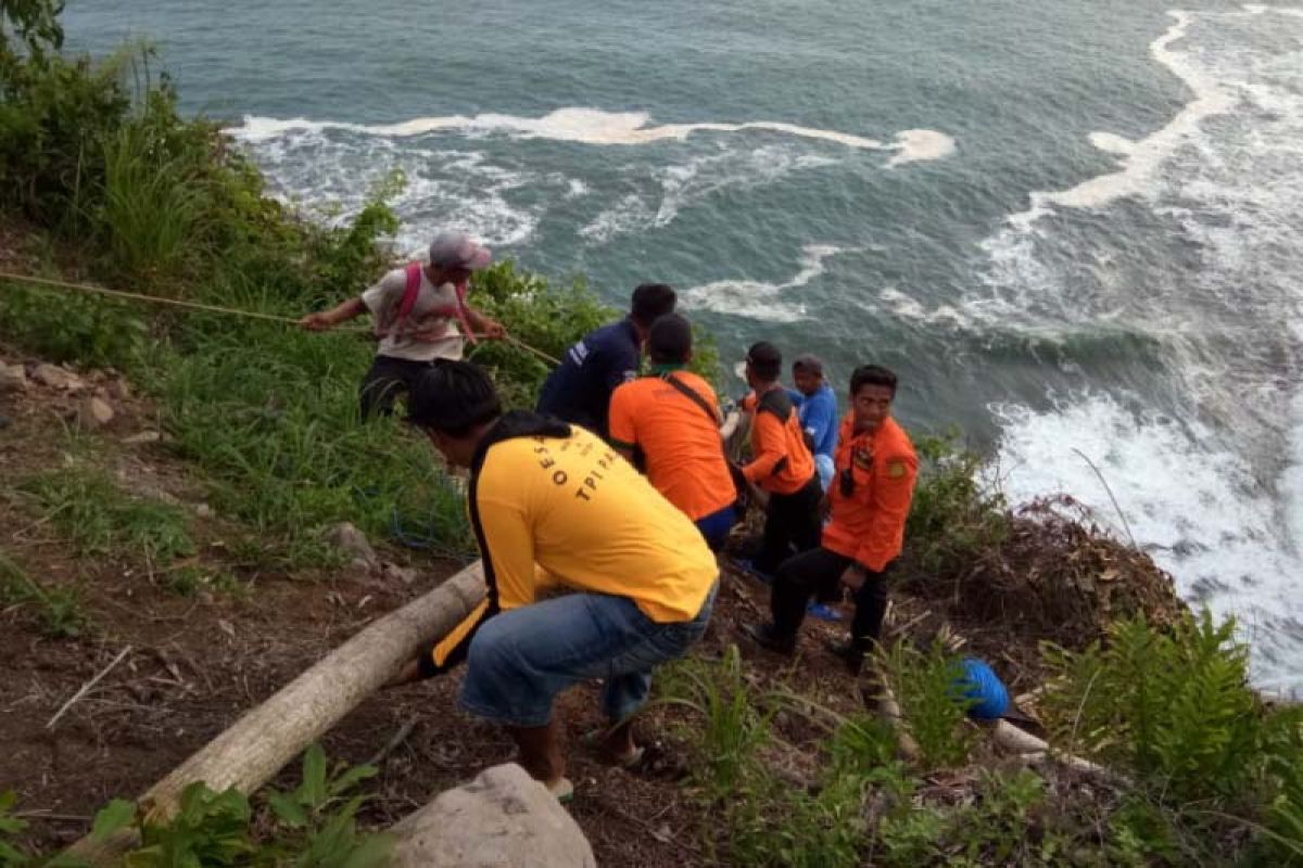 SAR gabungan temukan korban tenggelam di Kebumen