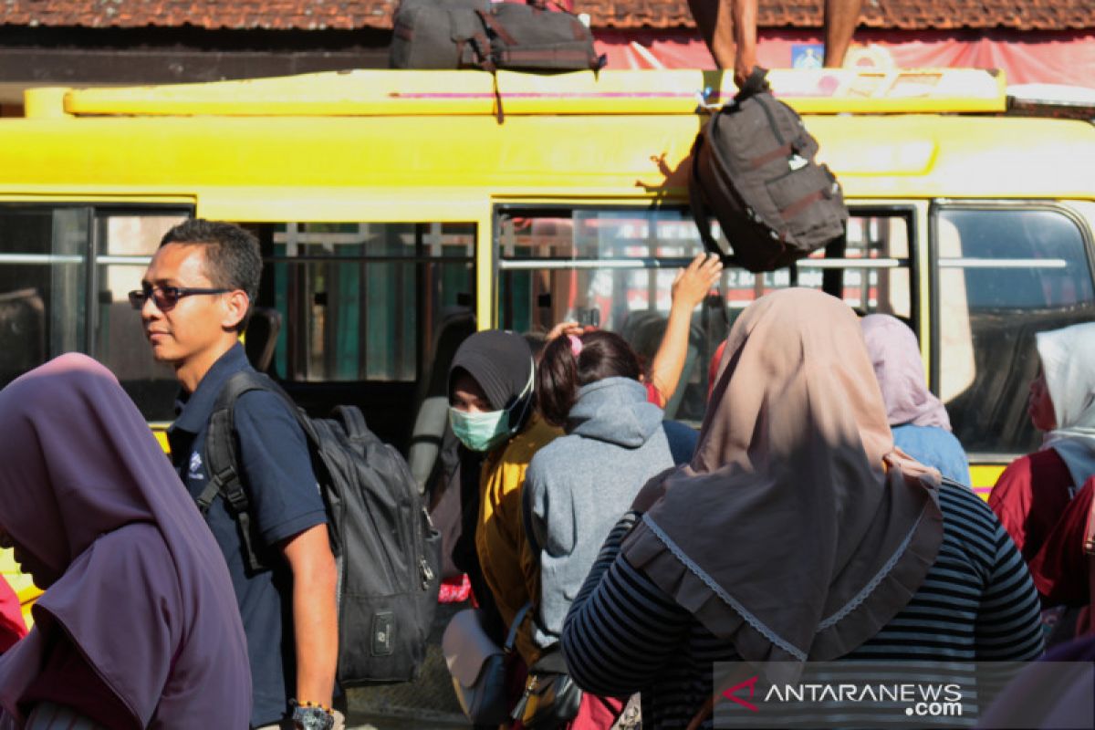 Disnakertrans NTB menerima pemulangan 84 CPMI nonprosedural