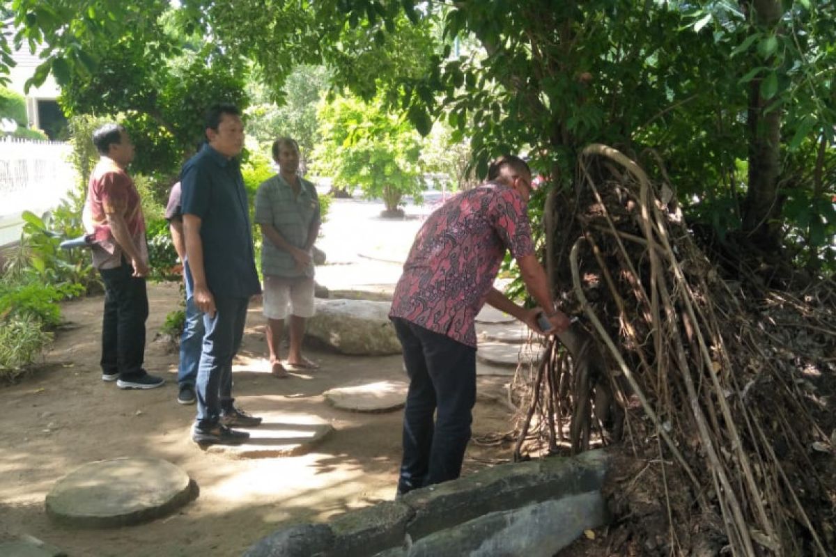 Taman simpang empat kantor Gubernur NTB akan ditata