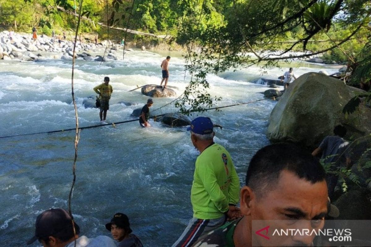 10 orang korban jembatan putus di Bengkulu ditemukan