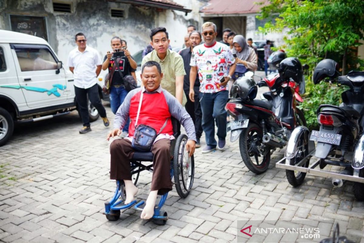 Gibran blusukan ke komunitas disabilitas Solo