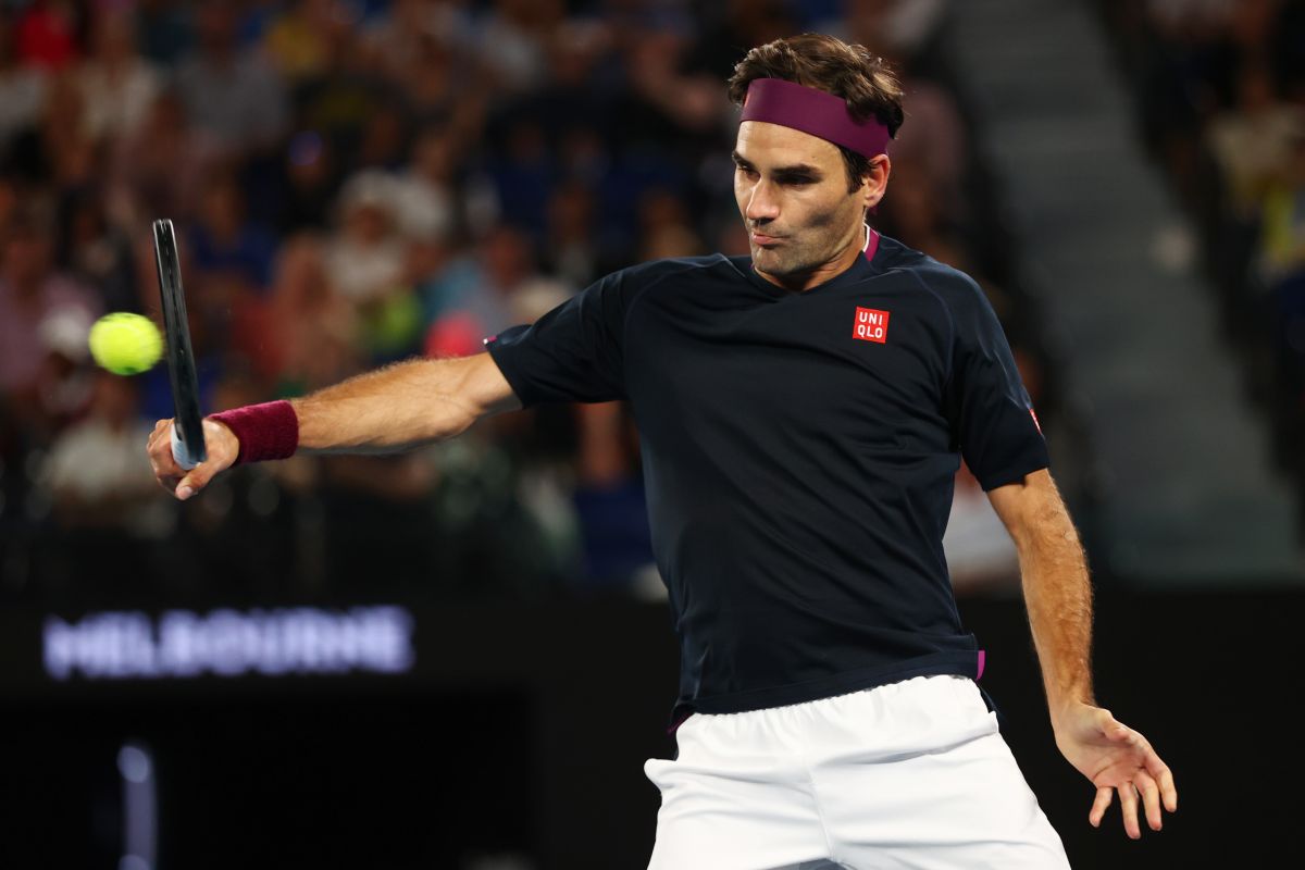 Federer pamer pukulan trik di Twitter