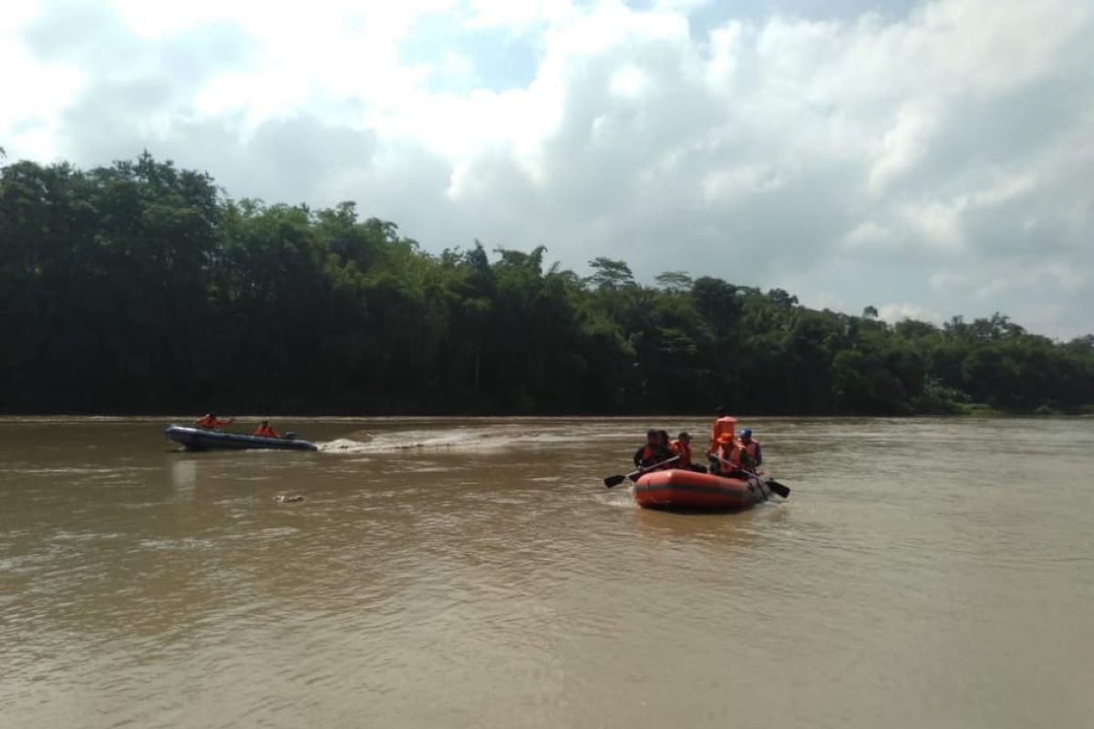 2 hari belum ditemukan, pencarian korban tenggelam di Banyumas dilanjutkan