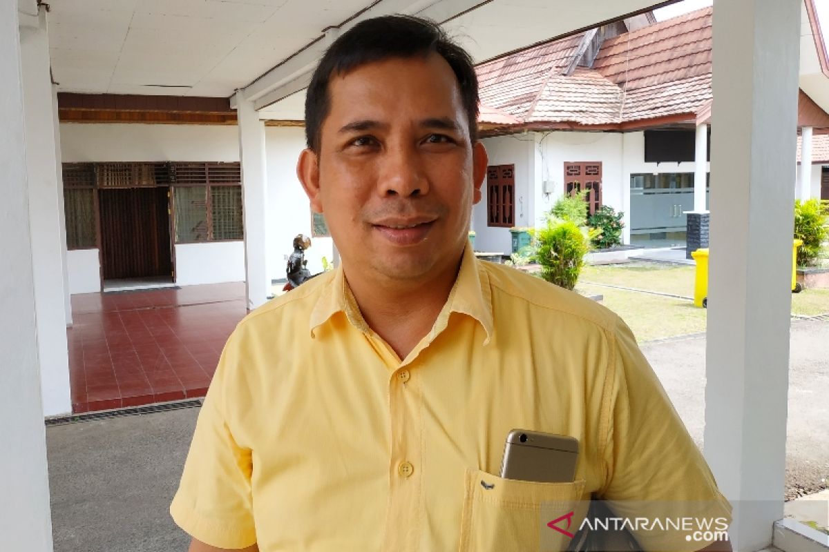 Legislator ini menilai pelaksanaan integrasi sapi-sawit di Kotim setengah hati