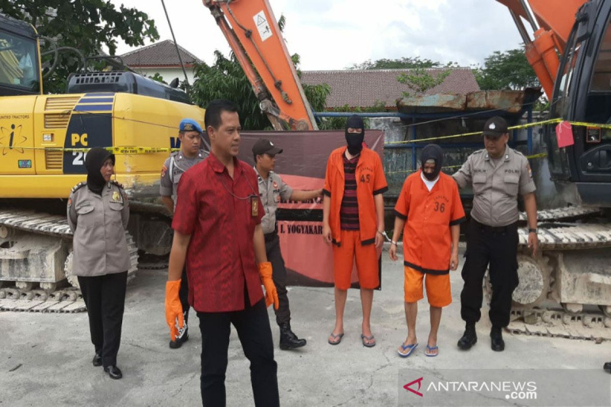 Polisi tutup pabrik penambangan batu tak berizin di Jalan Wonosari-Bedoyo