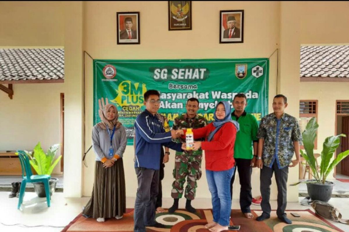 Cegah DBD, Semen Gresik gelar PSN dan bagikan 250 kg abate di Rembang dan Blora