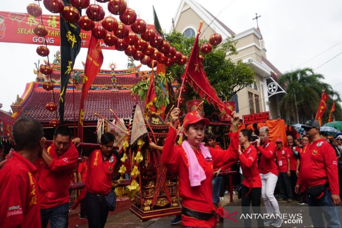 Kirab ritual meriahkan perayaan Cap Go Meh di Kota Pekalongan