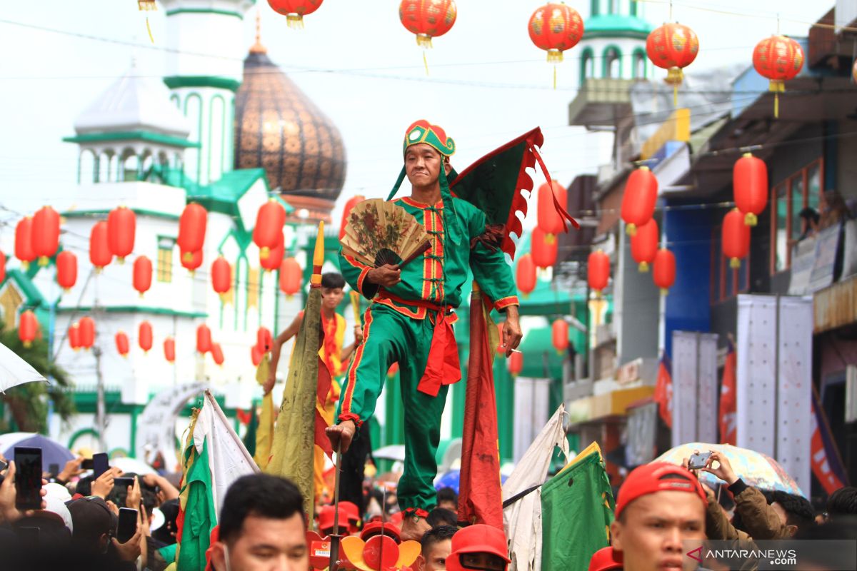 680 tatung mendaftar tampil di Festival Cap Go Meh di Kalbar