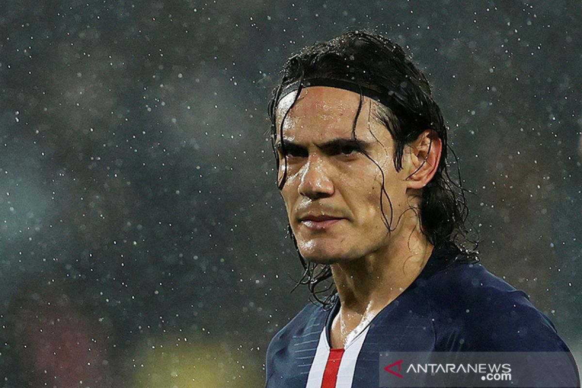 Gol ke-200 Cavani warnai kemenangan PSG atas Bordeaux