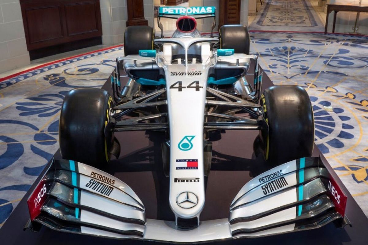 Mercedes ungkapkan warna livery baru untuk musim F1 2020