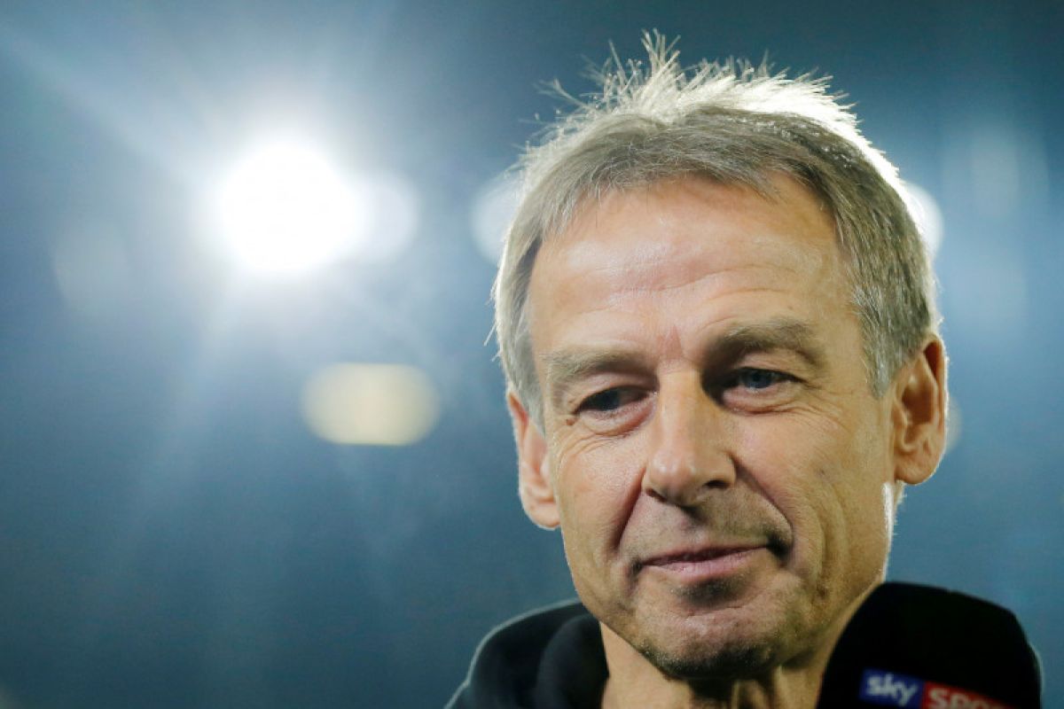 Hanya tahan 3 bulan, Klinsmann mundur latih Hertha Berlin