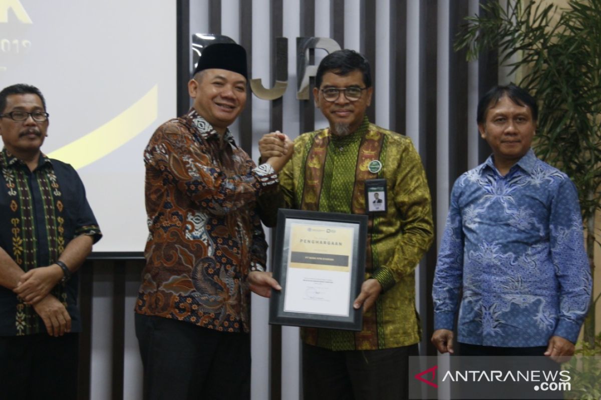 Bank NTB Syariah menyetor pajak Rp90 miliar