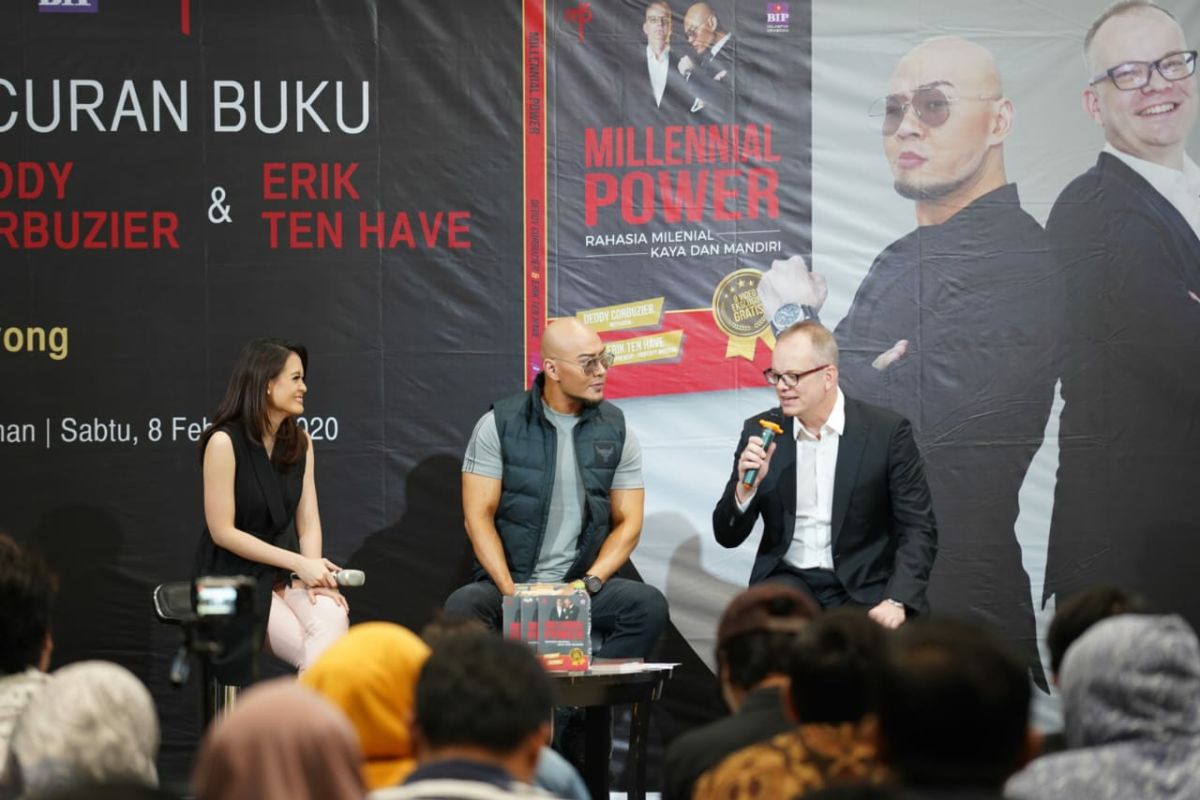 Deddy Corbuzier luncurkan buku "Millenial Power"