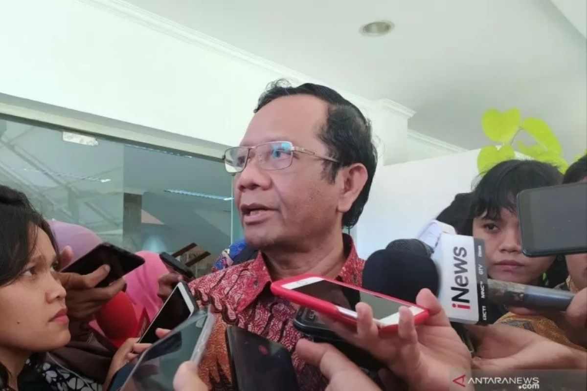 Mahfud pastikan Kekeliruan RUU Cipta Kerja diperbaiki di DPR