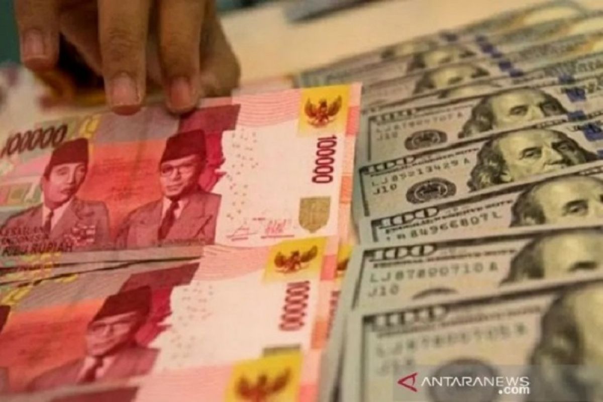 Rupiah Rabu pagi melemah menjadi Rp13.905 per dolah AS